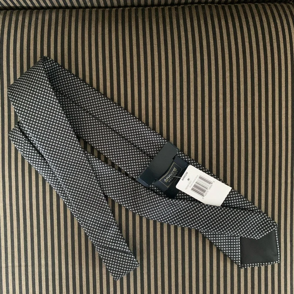Arrow Necktie Black/White/Gray Square Check Pattern Easy Care NWT Neck Tie